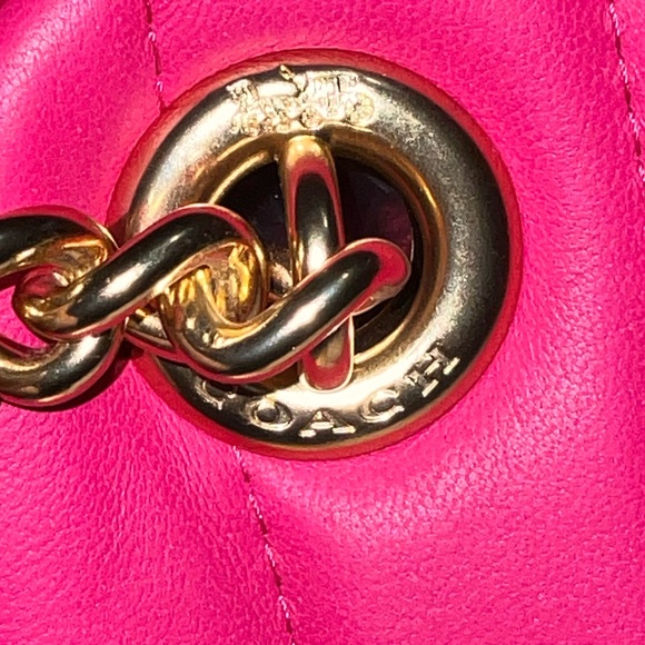 COACH Cammie Quilted Leather - Hot Pink Fuchsia NWOT Pristine gift ready - Picture 14 of 16